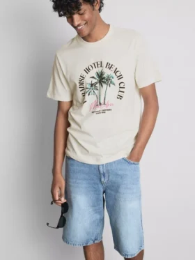 Camiseta con estampado «Paradise Beach»