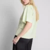 Camiseta de algodón de corte recto con cuello redondo