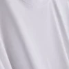 Camiseta de manga corta elástica de corte entallado en pantalones cortos