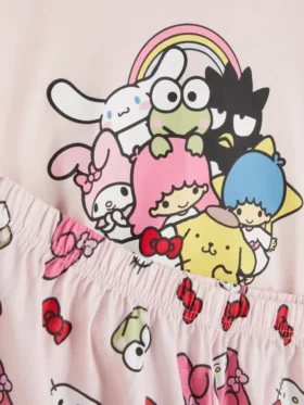 Camiseta de pijama con estampado de Hello Kitty y sus amigos