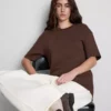 Camiseta de tejido grueso con corte entallado