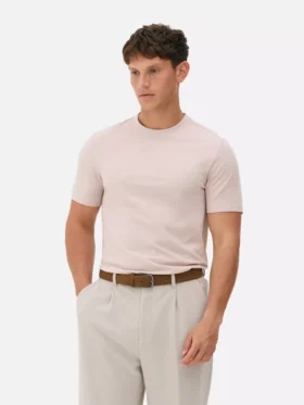Camiseta elástica de corte entallado