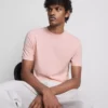 Camiseta elástica de corte entallado