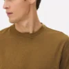 Camiseta elástica de corte entallado