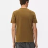 Camiseta elástica de corte entallado