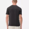 Camiseta elástica de corte entallado
