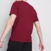 Camiseta elástica de corte entallado