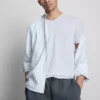 Camiseta elástica de corte entallado con cuello en V