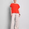 Camiseta holgada de cuello redondo con ventilación