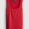 Camiseta sin mangas con cuello cuadrado