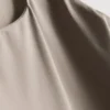 Camiseta sin mangas con cuello cuadrado