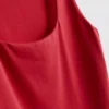 Camiseta sin mangas con cuello cuadrado