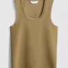 Camiseta sin mangas con cuello redondo y espalda nadadora