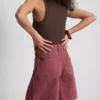Camiseta sin mangas con espalda nadadora de tejido acanalado con alto contenido en algodón