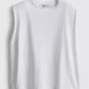 Camiseta sin mangas con hombreras