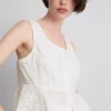 Camiseta sin mangas corta de algodón con calado