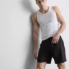 Camiseta sin mangas de corte entallado con canalé