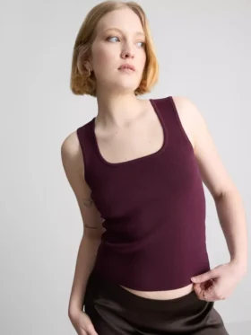 Camiseta sin mangas de punto con cuello cuadrado
