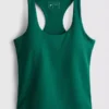 Camiseta sin mangas deportiva con cuello redondo