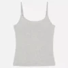 Camiseta sin mangas elástica básica