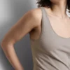 Camiseta sin mangas elástica con alto contenido en algodón