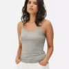 Camiseta sin mangas elástica con cuello redondo
