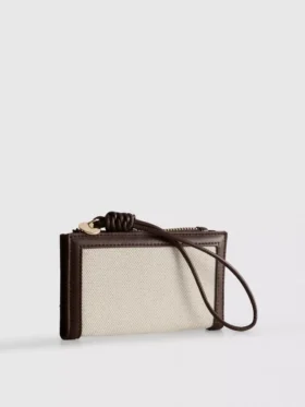 Cartera de muñeca tejida