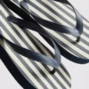 Chanclas con plataforma a rayas