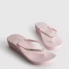 Chanclas de cuña con pedrería