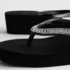 Chanclas de cuña con pedrería