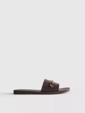Chanclas de imitación de piel