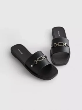 Chanclas de imitación de piel