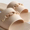 Chanclas de imitación de piel
