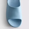 Chanclas moldeadas para piscina