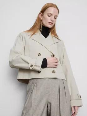 Chaqueta impermeable de corte recto con doble botonadura