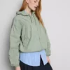 Chaqueta ligera con fruncidos