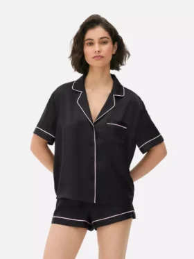 Conjunto de pijama corto de estilo «boyfriend» de satén
