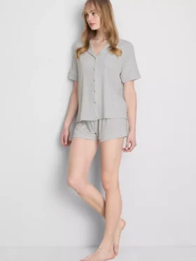 Conjunto de pijama corto estilo boyfriend de jersey