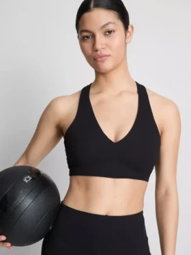 Crop top deportivo de cuello en V con sujeción suave