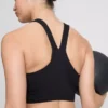 Crop top deportivo de cuello en V con sujeción suave