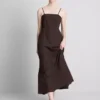 El vestido midi escalonado de mezcla de lino de The Edit