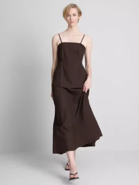 El vestido midi escalonado de mezcla de lino de The Edit