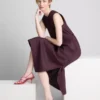 El vestido midi sin mangas de lino de The Edit