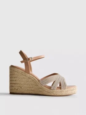 Espadrilles con cuña y adornos