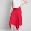 Falda midi con bajo en forma de pañuelo