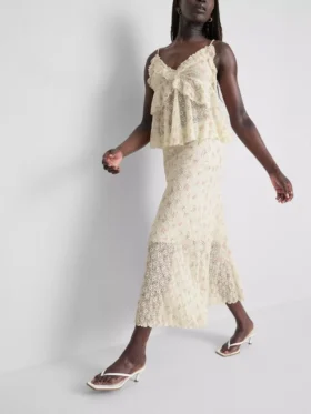 Falda midi floral texturizada de mezcla de algodón