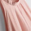 La blusa drapeada con cuello halter y tejido transpirable de The Edit