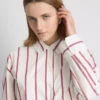 La camisa de popelín a rayas con alto contenido en algodón de The Edit