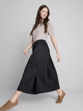 La falda midi de algodón de The Edit Circle