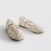 Las bailarinas bordadas de The Edit
